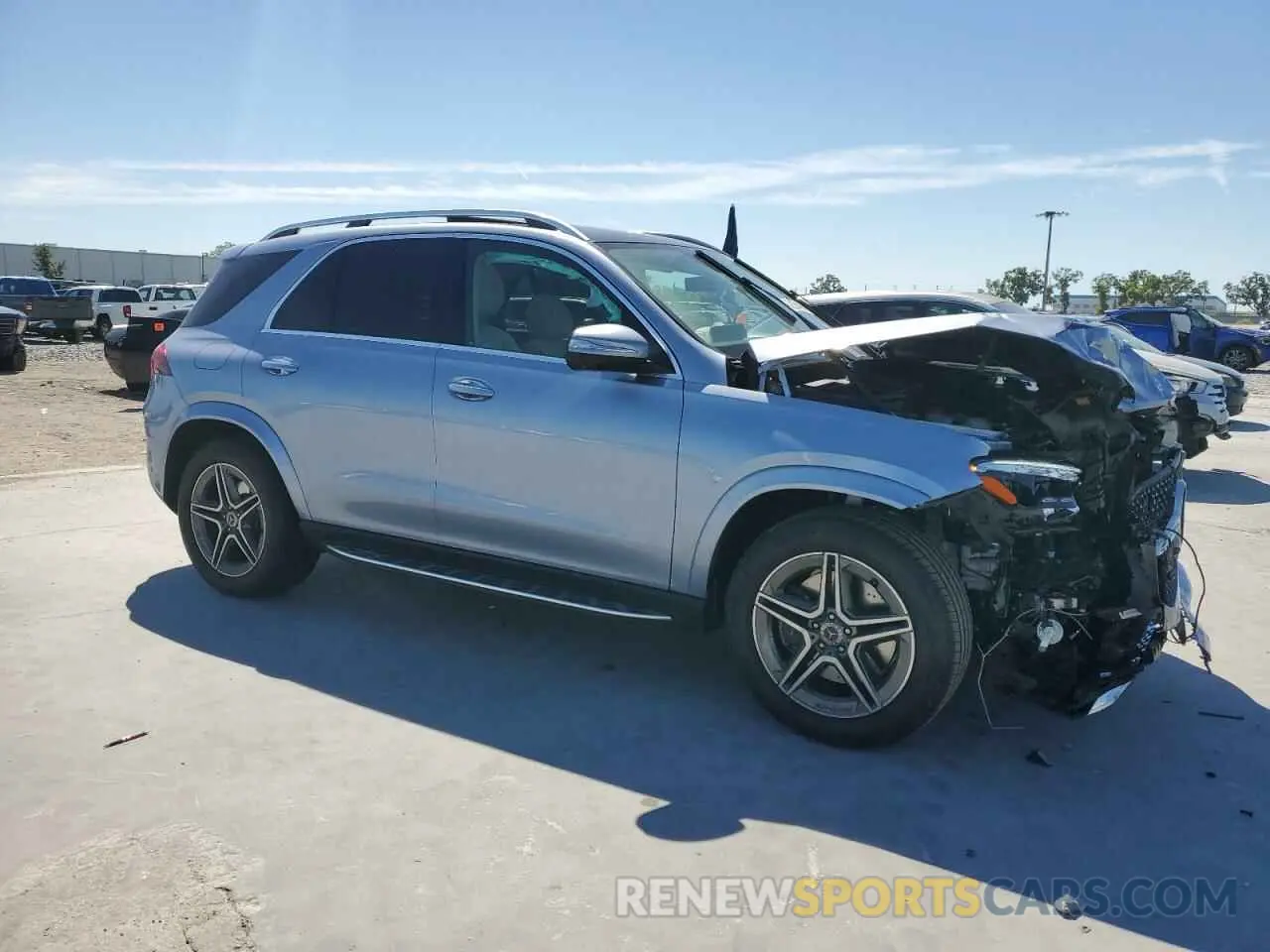 4 Photograph of a damaged car 4JGFB4GB6SB338816 MERCEDES-BENZ GLE 450E 4 2025