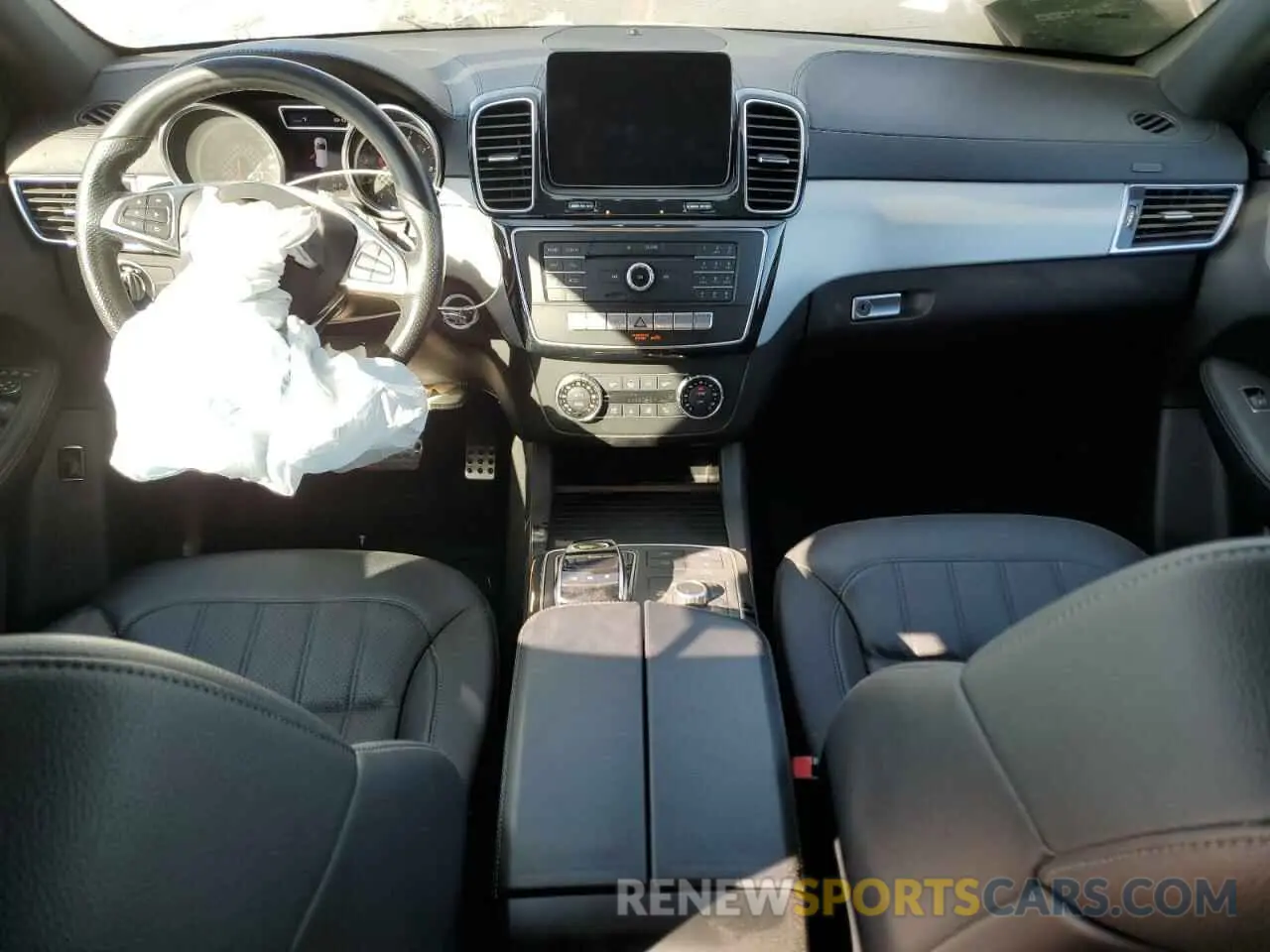8 Photograph of a damaged car 4JGDA6EB3KB212518 MERCEDES-BENZ GLE-CLASS 2019