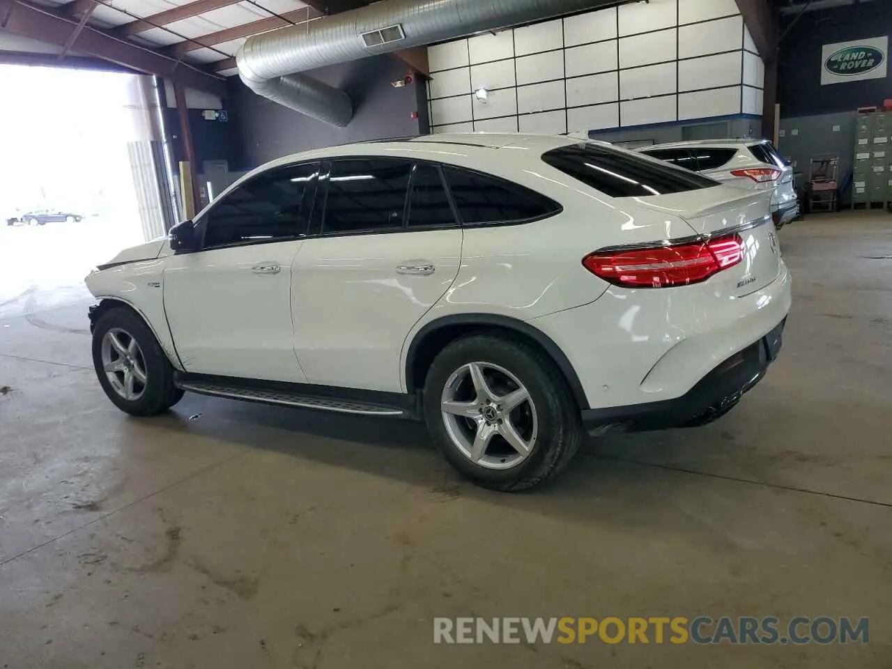 2 Photograph of a damaged car 4JGED6EB2KA151857 MERCEDES-BENZ GLE-CLASS 2019