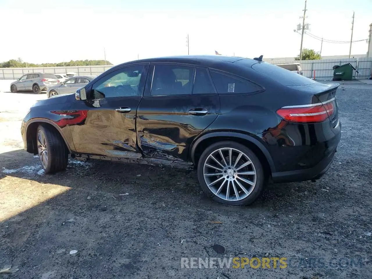 2 Photograph of a damaged car 4JGED6EB3KA137949 MERCEDES-BENZ GLE-CLASS 2019
