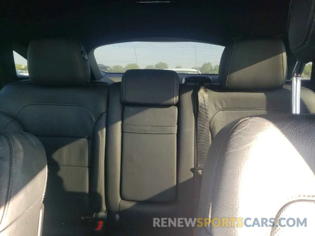 10 Photograph of a damaged car 4JGED6EB3KA155979 MERCEDES-BENZ GLE-CLASS 2019