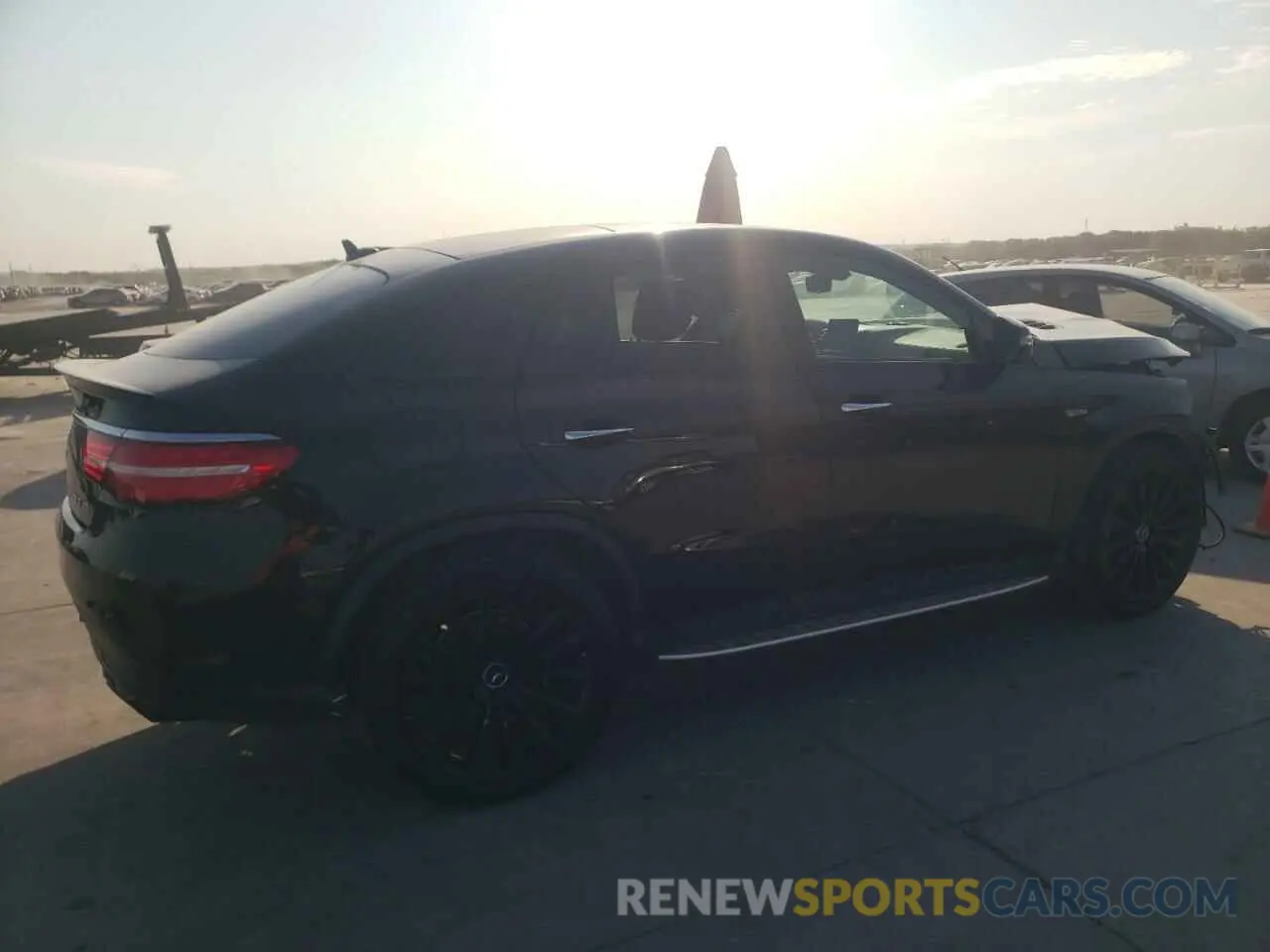 3 Photograph of a damaged car 4JGED6EB3KA155979 MERCEDES-BENZ GLE-CLASS 2019