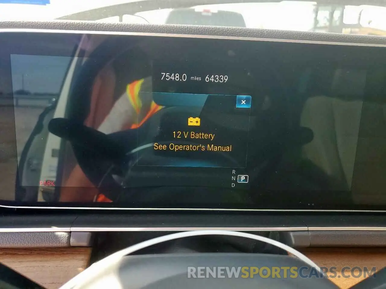 9 Photograph of a damaged car 4JGFB4JB1LA275494 MERCEDES-BENZ GLE-CLASS 2020