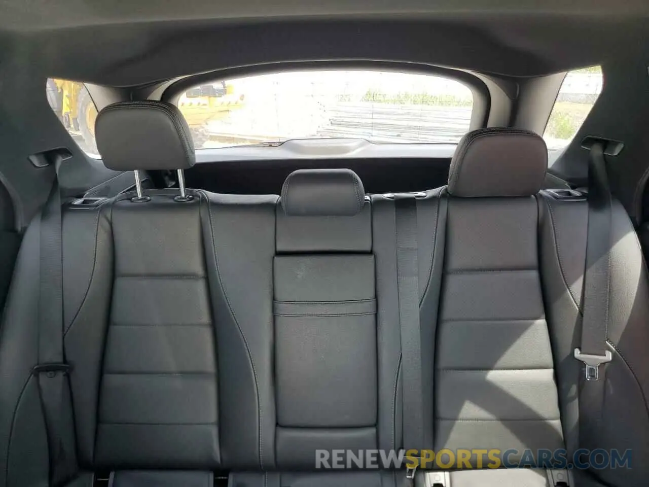 10 Photograph of a damaged car 4JGFB4JB2LA182712 MERCEDES-BENZ GLE-CLASS 2020
