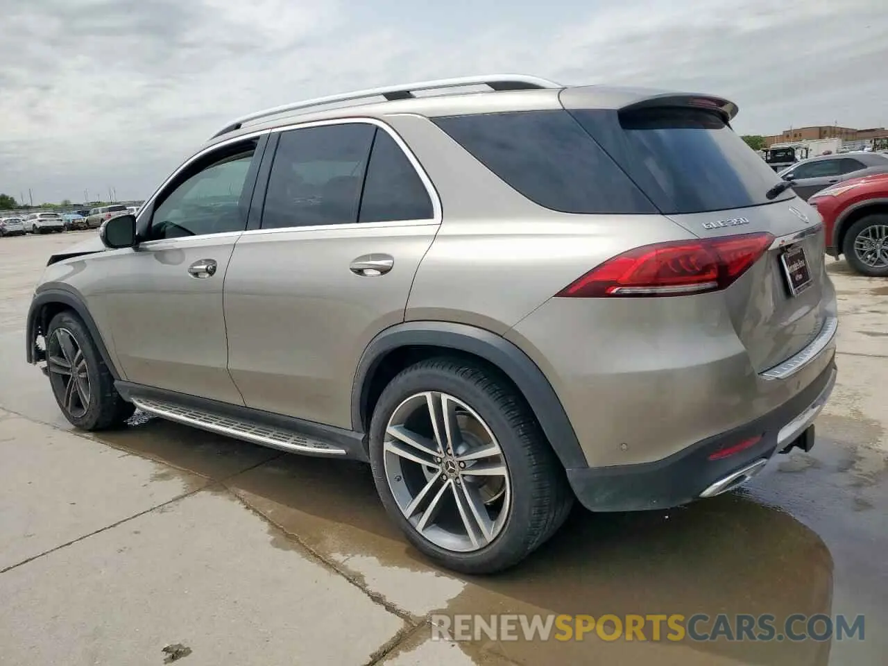 2 Photograph of a damaged car 4JGFB4JB3LA235501 MERCEDES-BENZ GLE-CLASS 2020