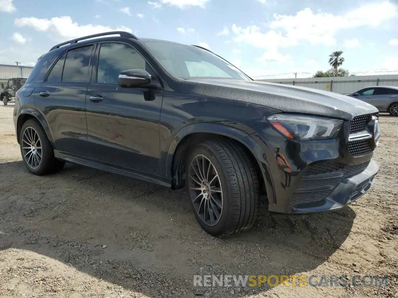 4 Photograph of a damaged car 4JGFB4JB4LA297215 MERCEDES-BENZ GLE-CLASS 2020