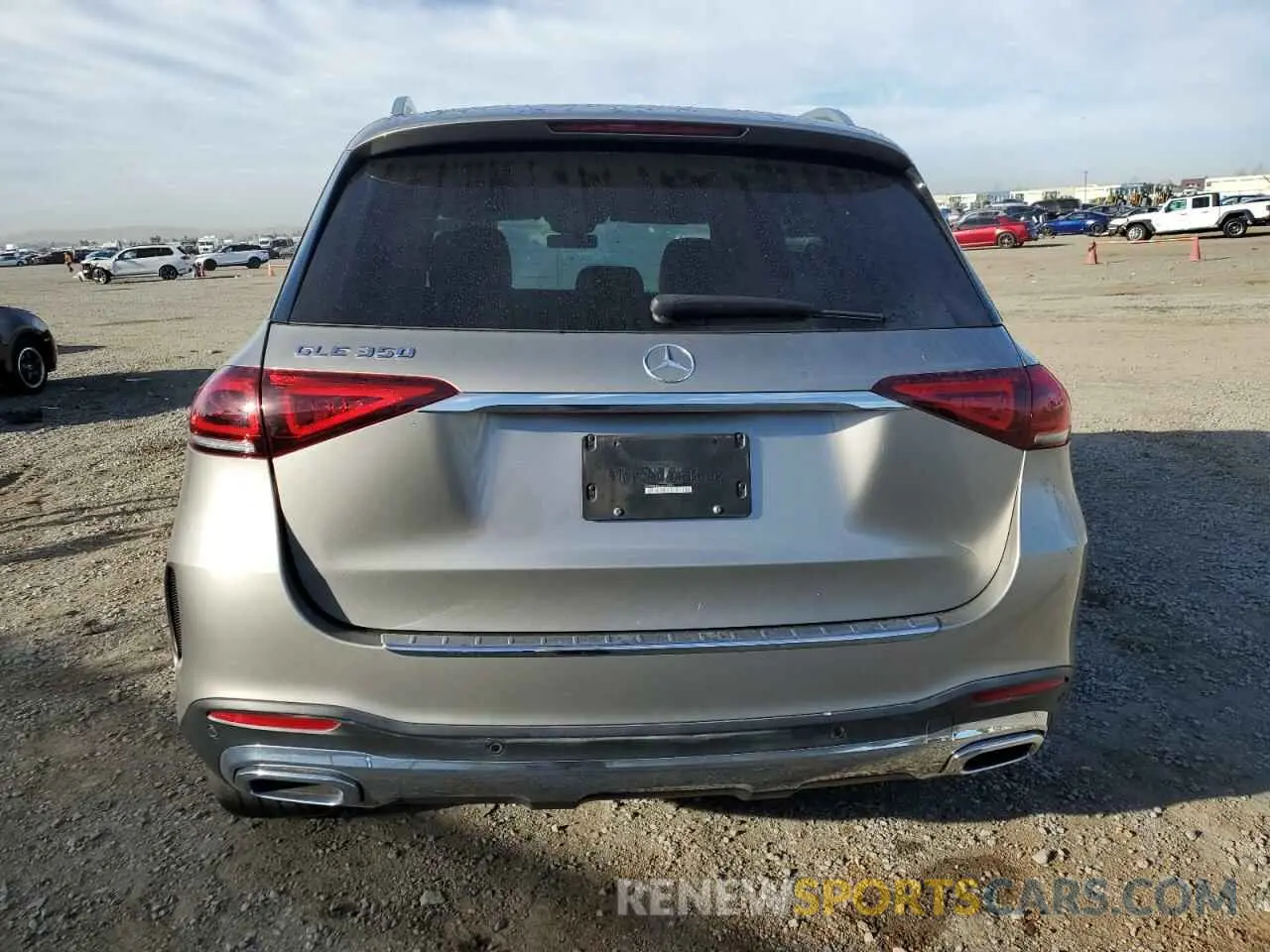 6 Photograph of a damaged car 4JGFB4JB5LA238996 MERCEDES-BENZ GLE-CLASS 2020