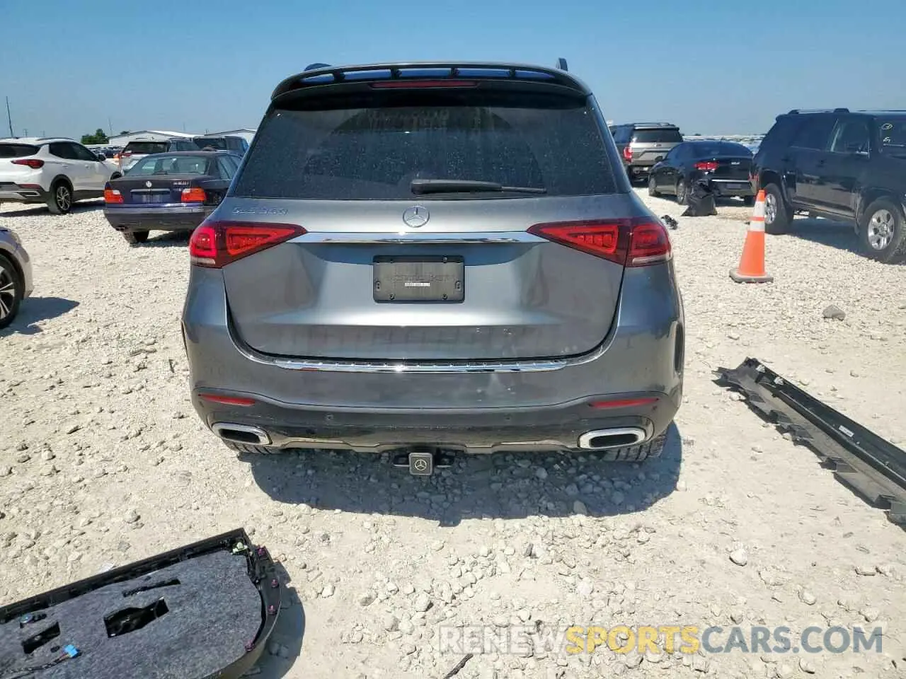 6 Photograph of a damaged car 4JGFB4JB6LA200998 MERCEDES-BENZ GLE-CLASS 2020