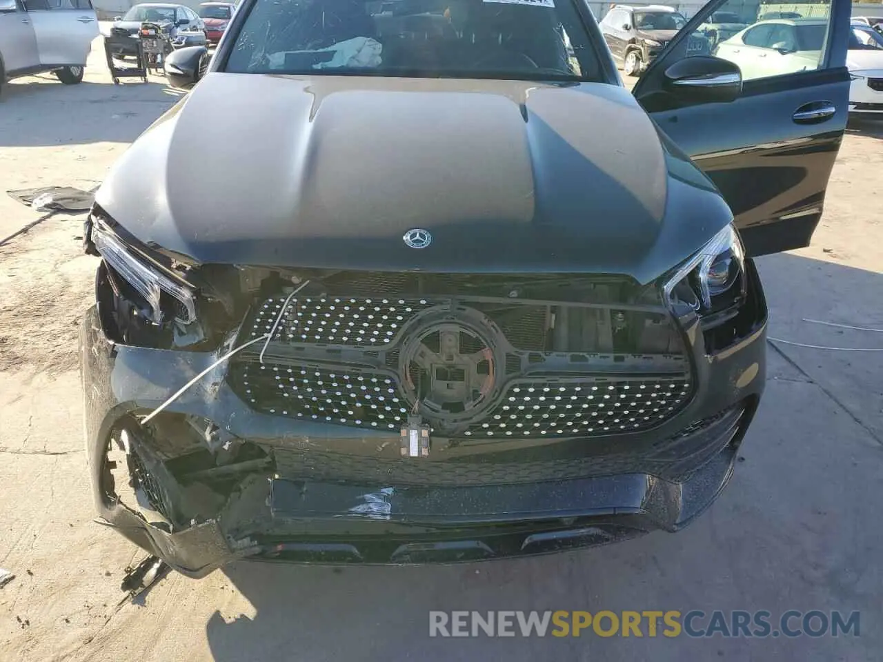 12 Photograph of a damaged car 4JGFB4JB6LA279945 MERCEDES-BENZ GLE-CLASS 2020