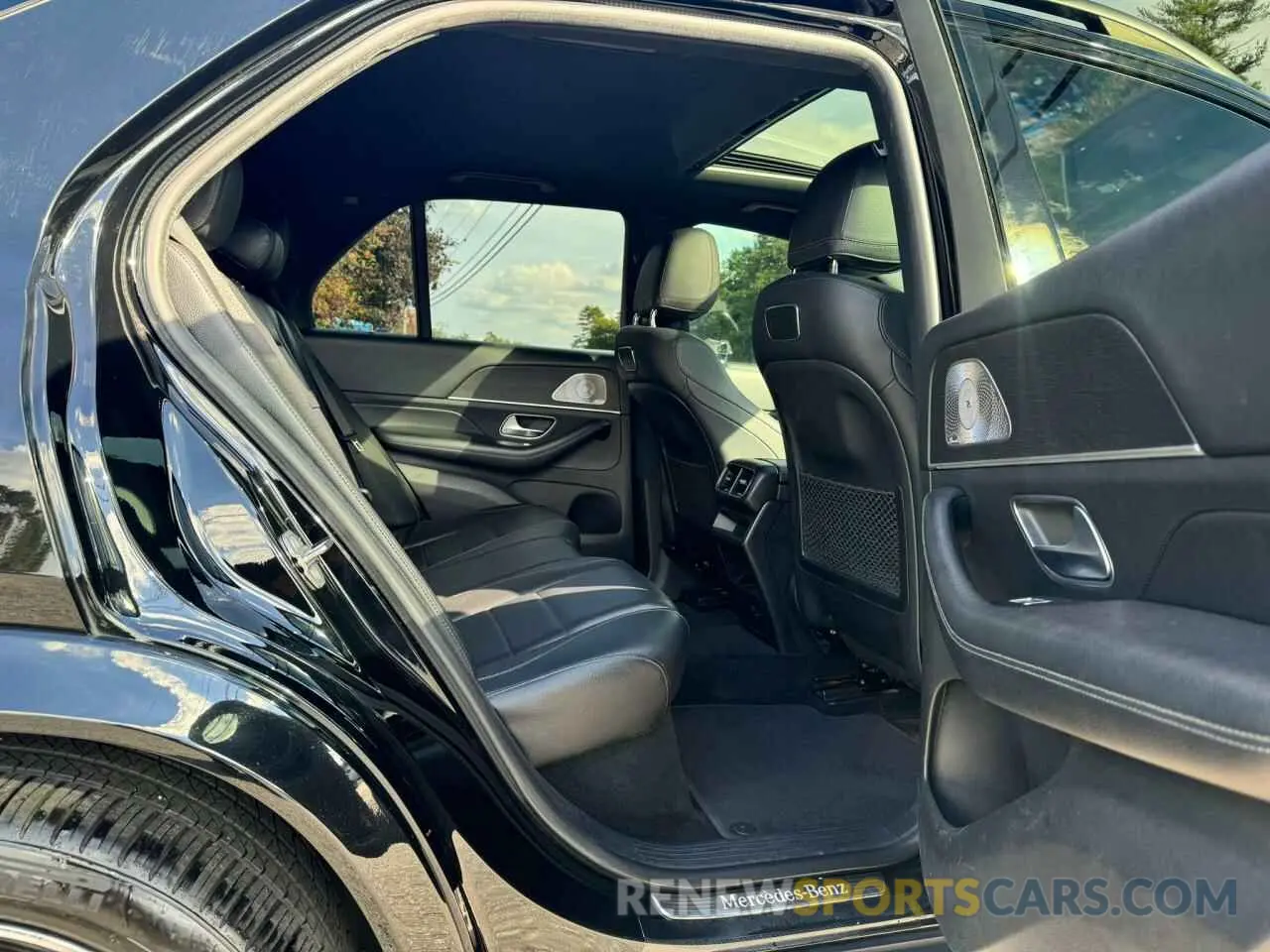 6 Photograph of a damaged car 4JGFB4JBXLA207162 MERCEDES-BENZ GLE-CLASS 2020