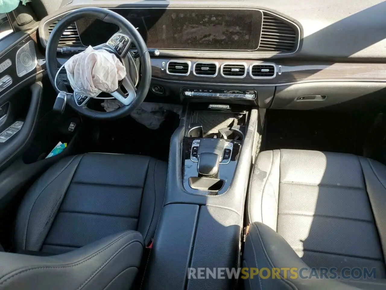8 Photograph of a damaged car 4JGFB4JE1LA218495 MERCEDES-BENZ GLE-CLASS 2020