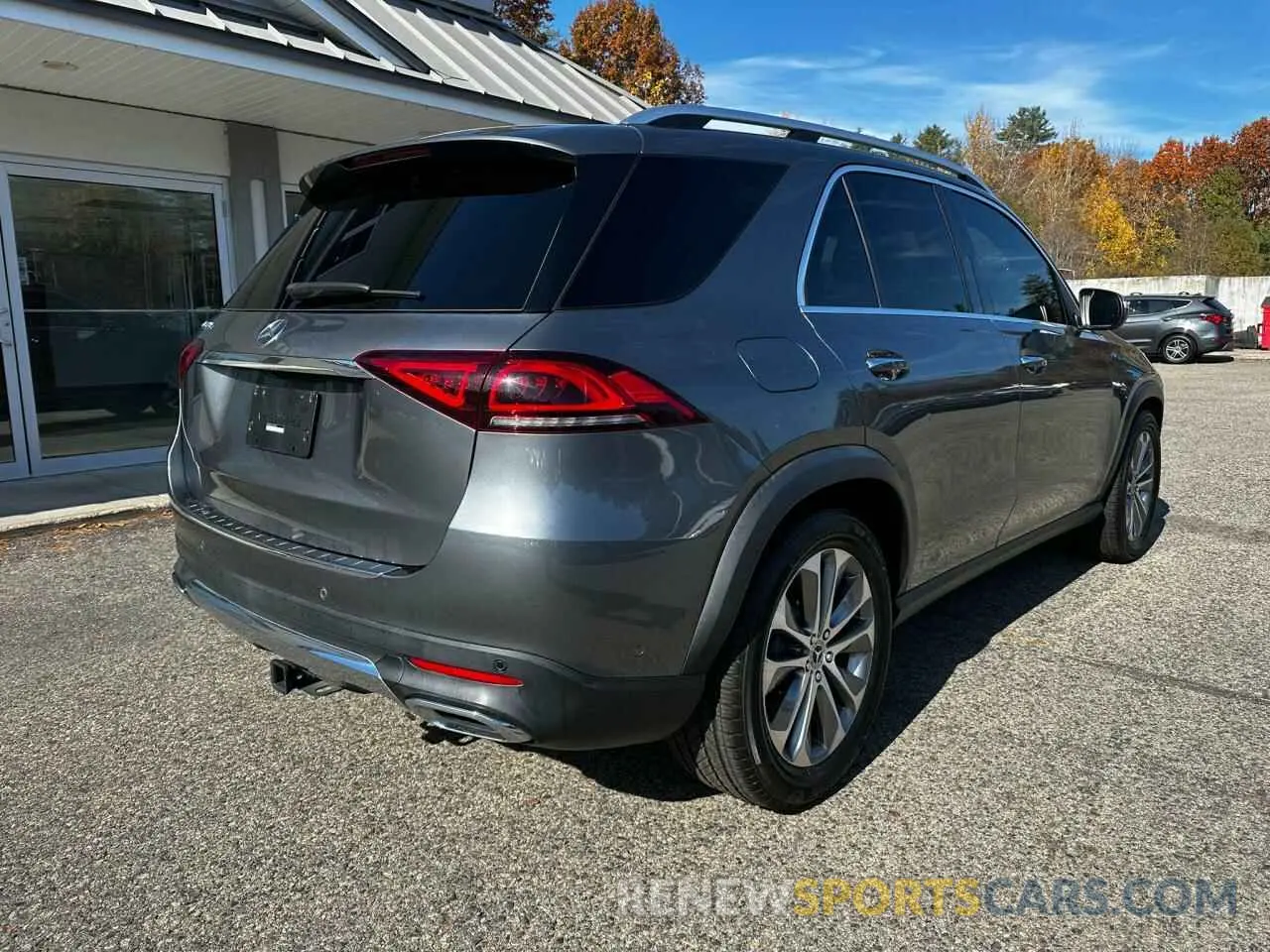 4 Photograph of a damaged car 4JGFB4JE2LA206582 MERCEDES-BENZ GLE-CLASS 2020