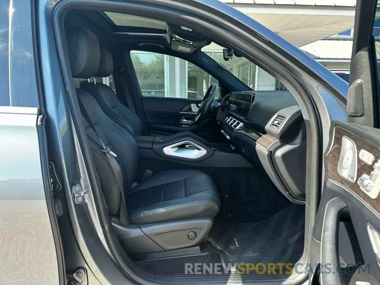 5 Photograph of a damaged car 4JGFB4JE2LA206582 MERCEDES-BENZ GLE-CLASS 2020