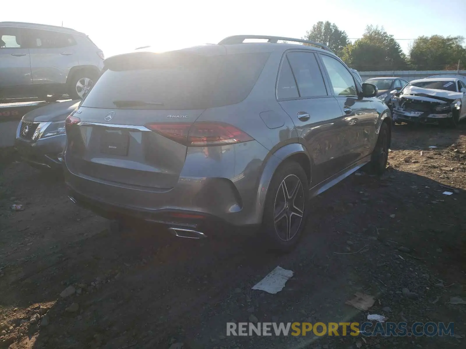 4 Photograph of a damaged car 4JGFB4KB0LA010628 MERCEDES-BENZ GLE-CLASS 2020