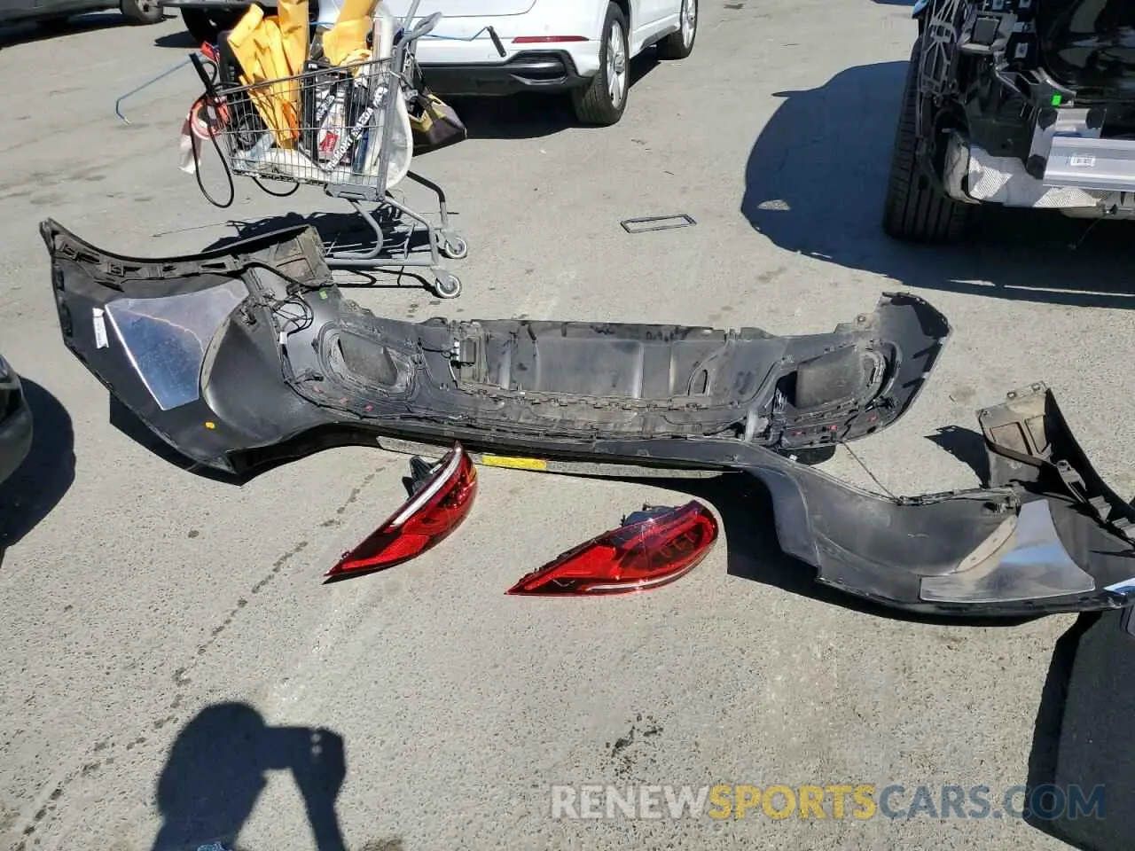 13 Photograph of a damaged car 4JGFB4KB0LA149237 MERCEDES-BENZ GLE-CLASS 2020