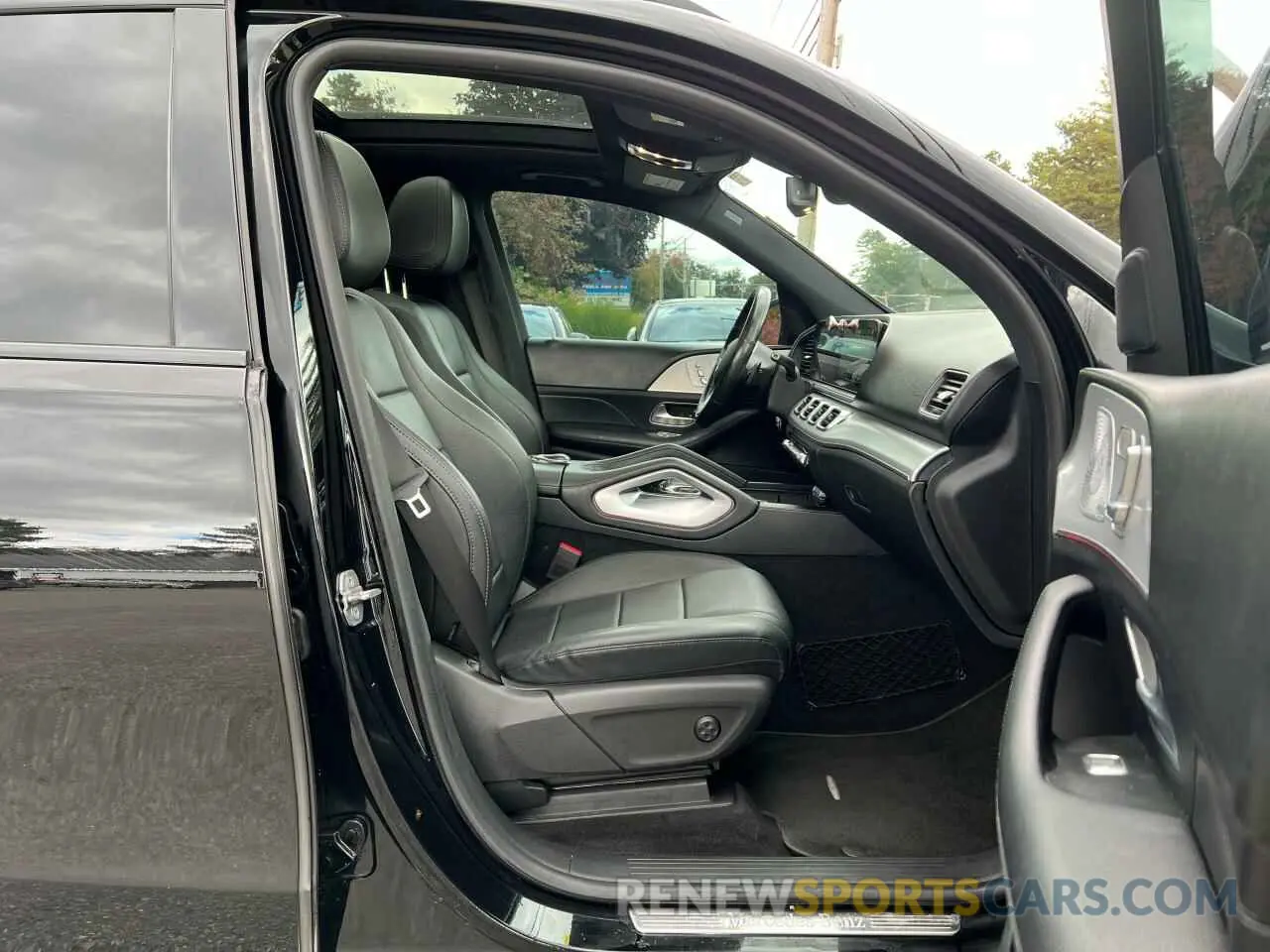 5 Photograph of a damaged car 4JGFB4KB0LA218184 MERCEDES-BENZ GLE-CLASS 2020