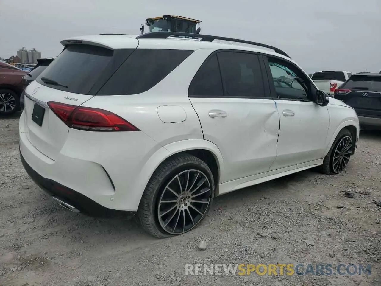 3 Photograph of a damaged car 4JGFB4KB0LA242999 MERCEDES-BENZ GLE-CLASS 2020