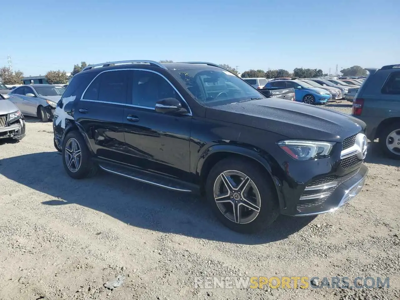 4 Photograph of a damaged car 4JGFB4KB1LA157699 MERCEDES-BENZ GLE-CLASS 2020