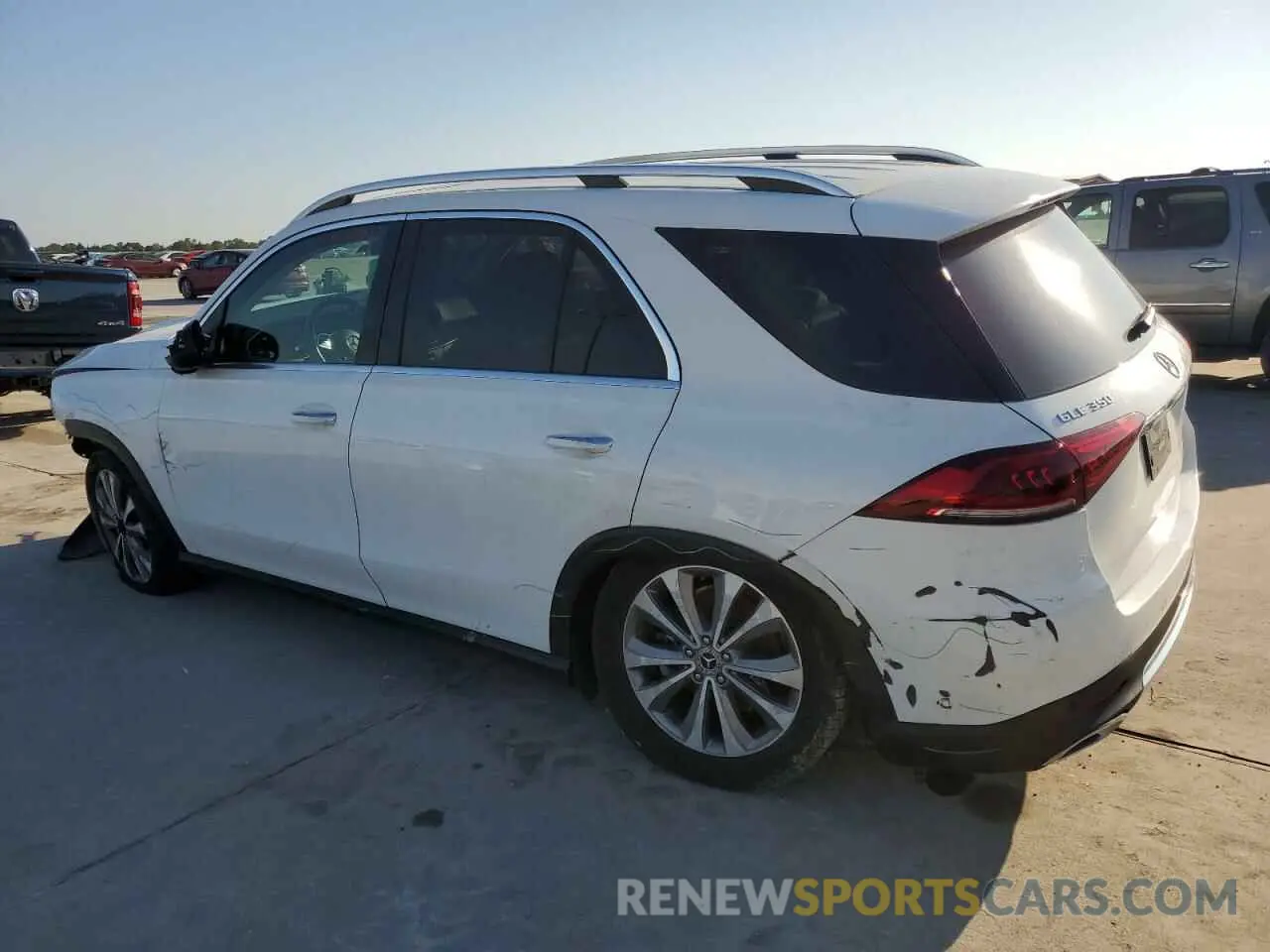 2 Photograph of a damaged car 4JGFB4KB1LA287269 MERCEDES-BENZ GLE-CLASS 2020