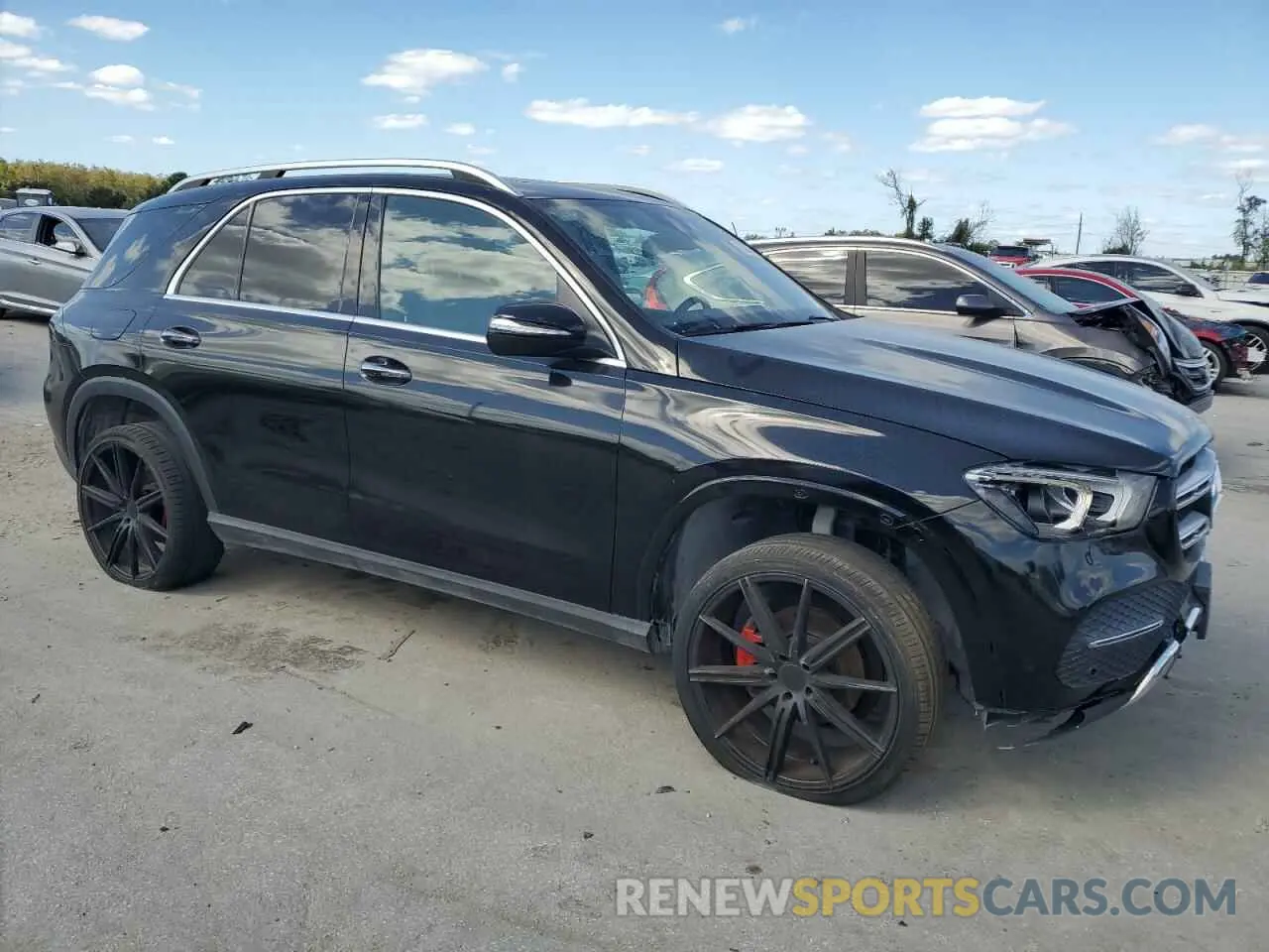 4 Photograph of a damaged car 4JGFB4KB2LA057790 MERCEDES-BENZ GLE-CLASS 2020