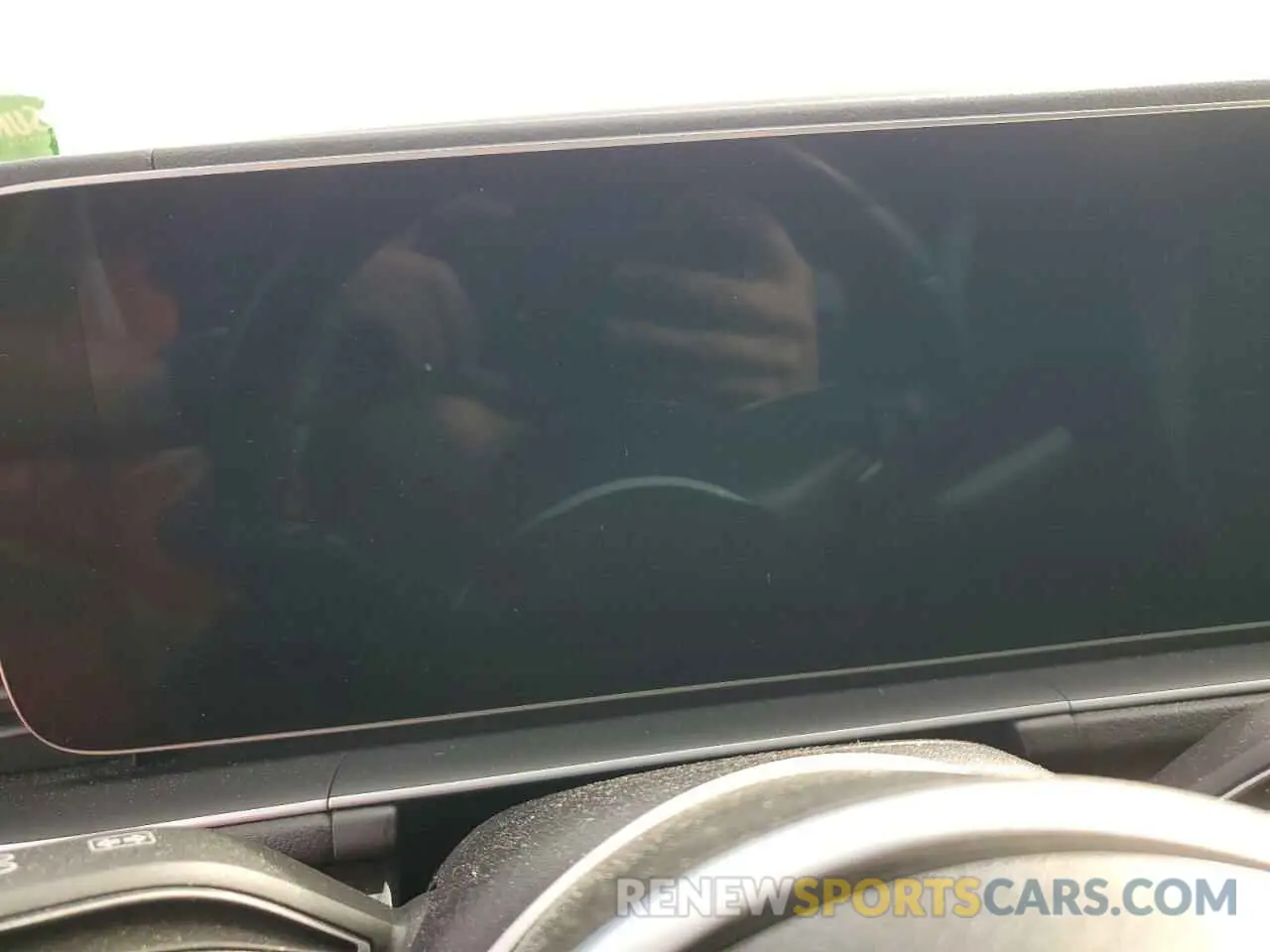9 Photograph of a damaged car 4JGFB4KB2LA113176 MERCEDES-BENZ GLE-CLASS 2020