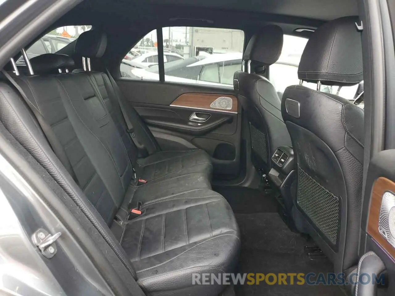 11 Photograph of a damaged car 4JGFB4KB3LA137065 MERCEDES-BENZ GLE-CLASS 2020