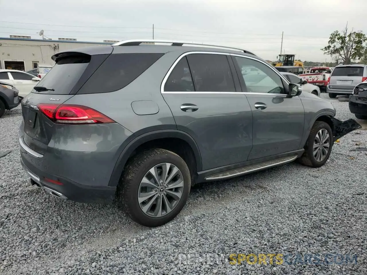 3 Photograph of a damaged car 4JGFB4KB3LA137065 MERCEDES-BENZ GLE-CLASS 2020