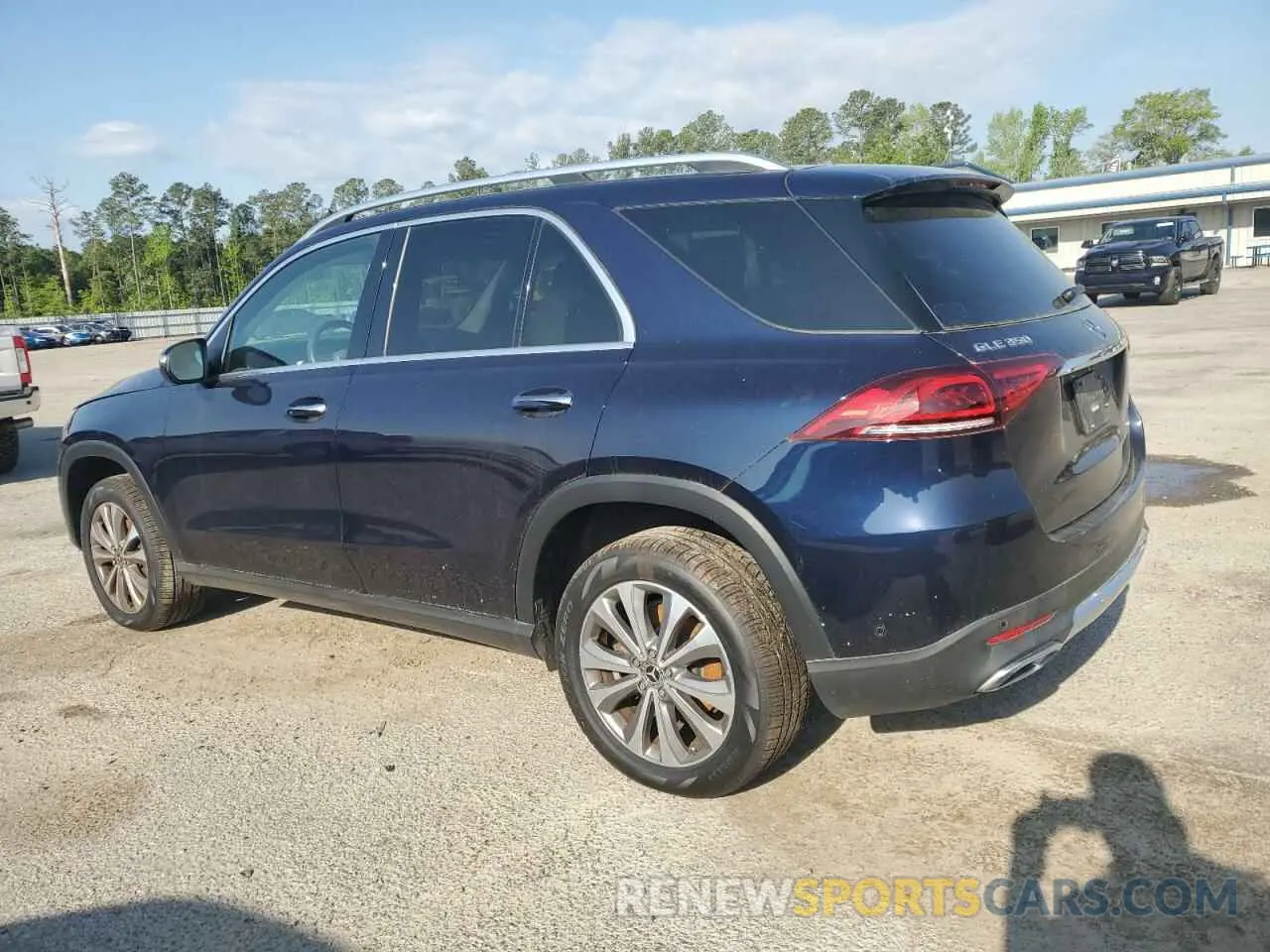 2 Photograph of a damaged car 4JGFB4KB4LA054812 MERCEDES-BENZ GLE-CLASS 2020