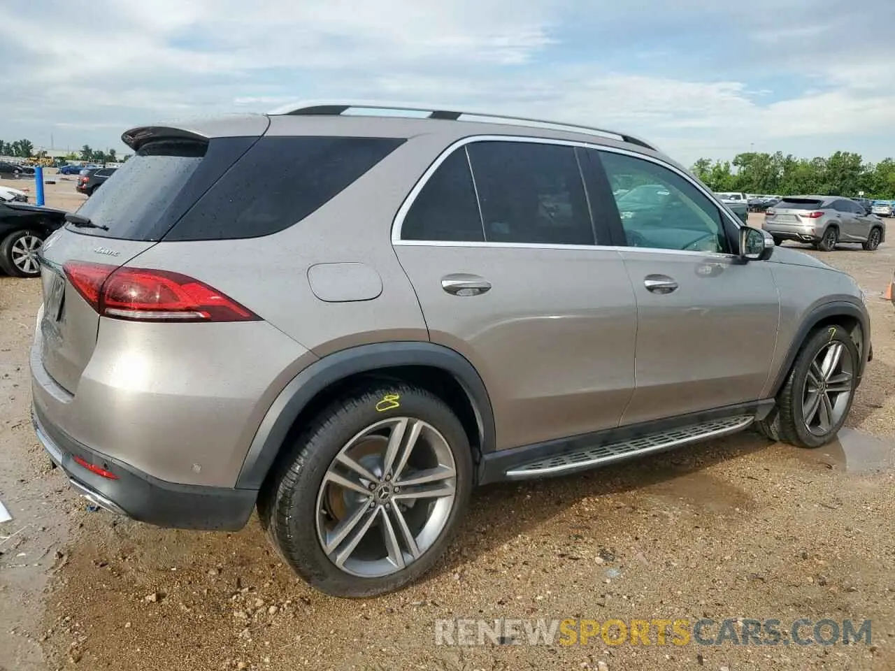 3 Photograph of a damaged car 4JGFB4KB4LA089477 MERCEDES-BENZ GLE-CLASS 2020