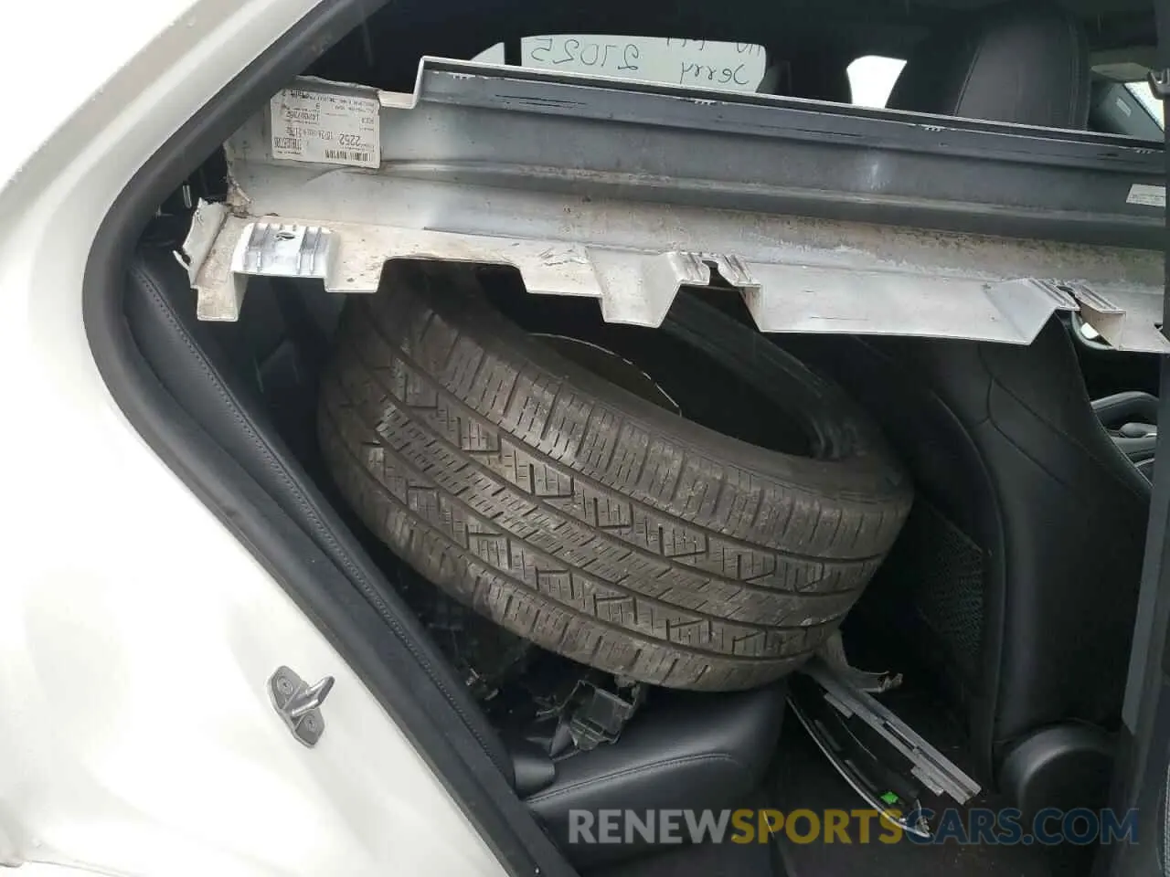 11 Photograph of a damaged car 4JGFB4KB4LA143280 MERCEDES-BENZ GLE-CLASS 2020