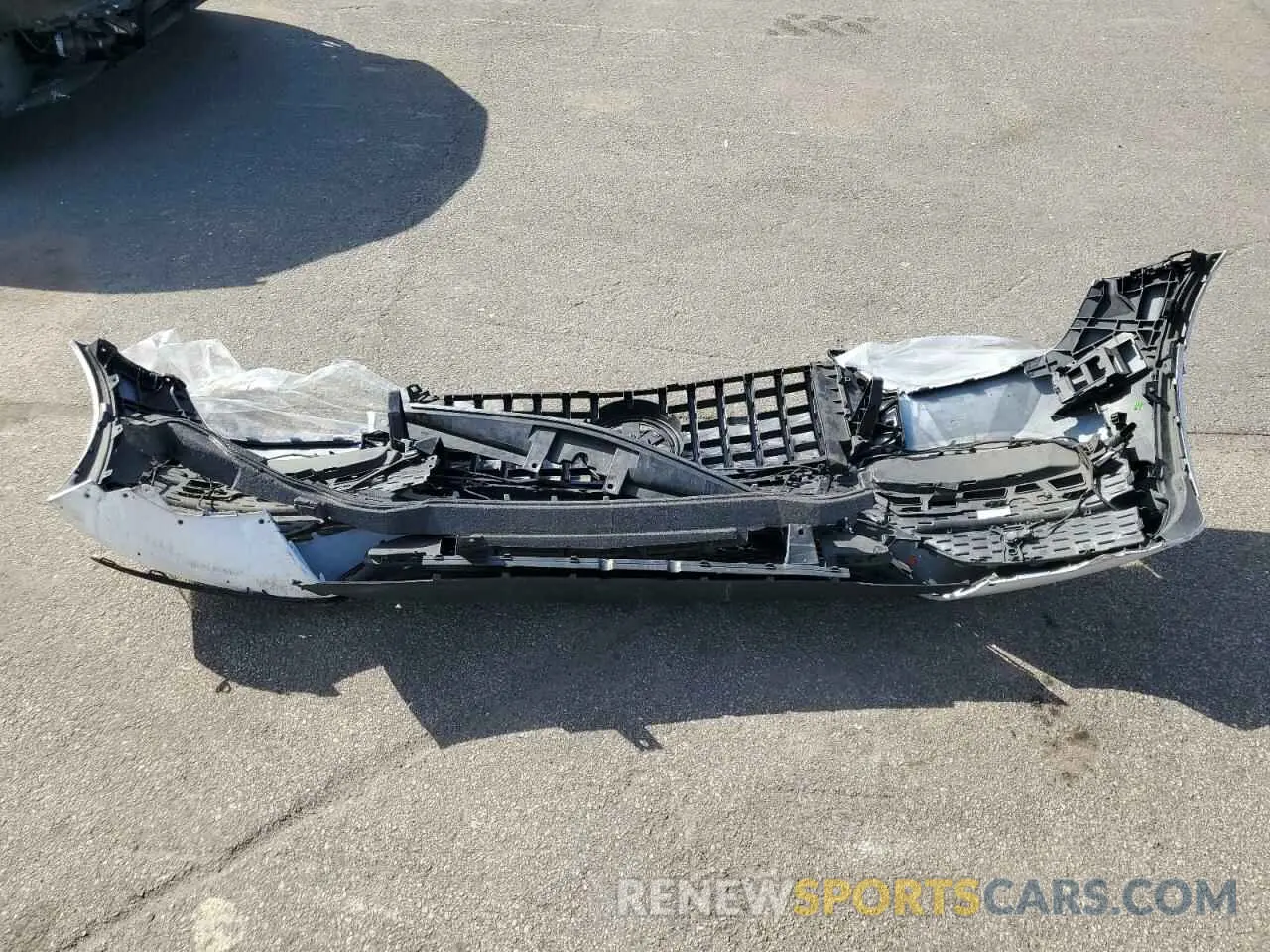 13 Photograph of a damaged car 4JGFB4KB4LA212033 MERCEDES-BENZ GLE-CLASS 2020