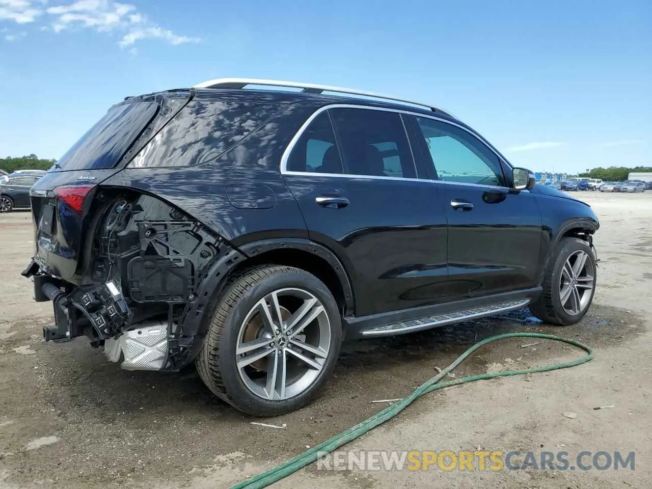 3 Photograph of a damaged car 4JGFB4KB5LA026047 MERCEDES-BENZ GLE-CLASS 2020