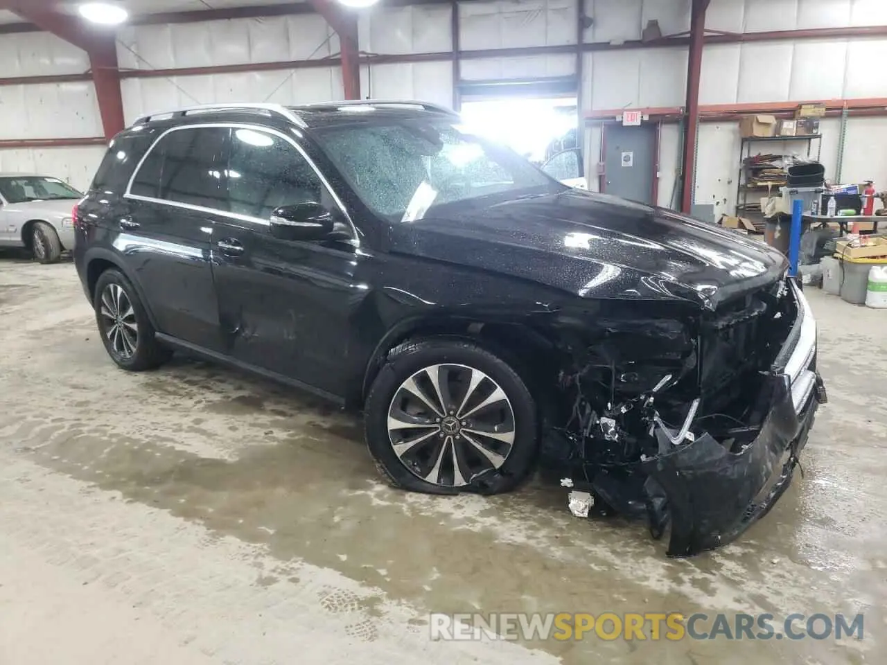4 Photograph of a damaged car 4JGFB4KB5LA134703 MERCEDES-BENZ GLE-CLASS 2020
