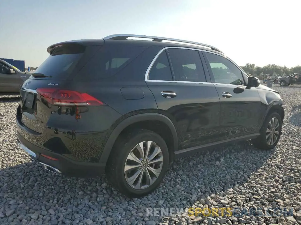 3 Photograph of a damaged car 4JGFB4KB6LA024923 MERCEDES-BENZ GLE-CLASS 2020