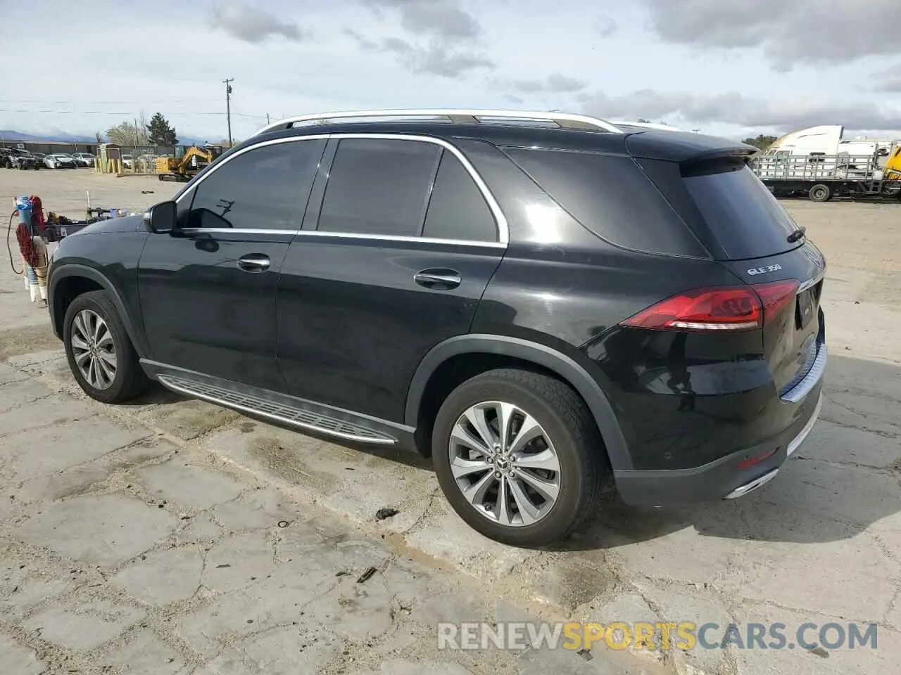2 Photograph of a damaged car 4JGFB4KB6LA080280 MERCEDES-BENZ GLE-CLASS 2020