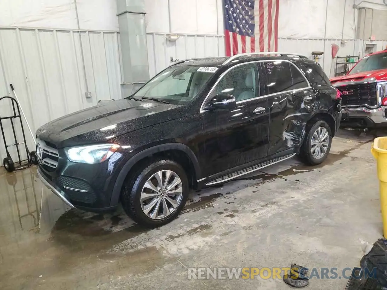 1 Photograph of a damaged car 4JGFB4KB7LA077033 MERCEDES-BENZ GLE-CLASS 2020