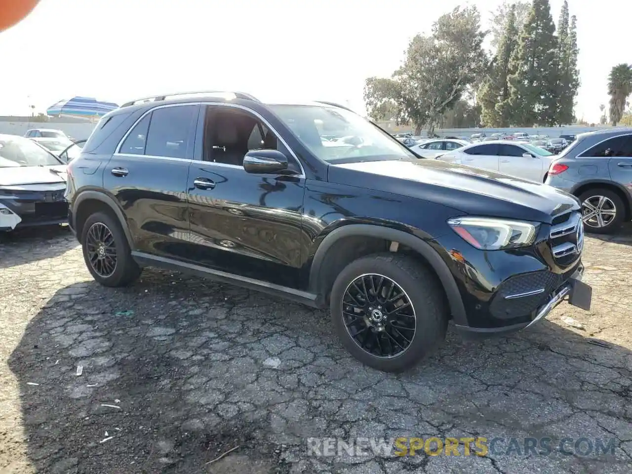 4 Photograph of a damaged car 4JGFB4KB9LA026598 MERCEDES-BENZ GLE-CLASS 2020