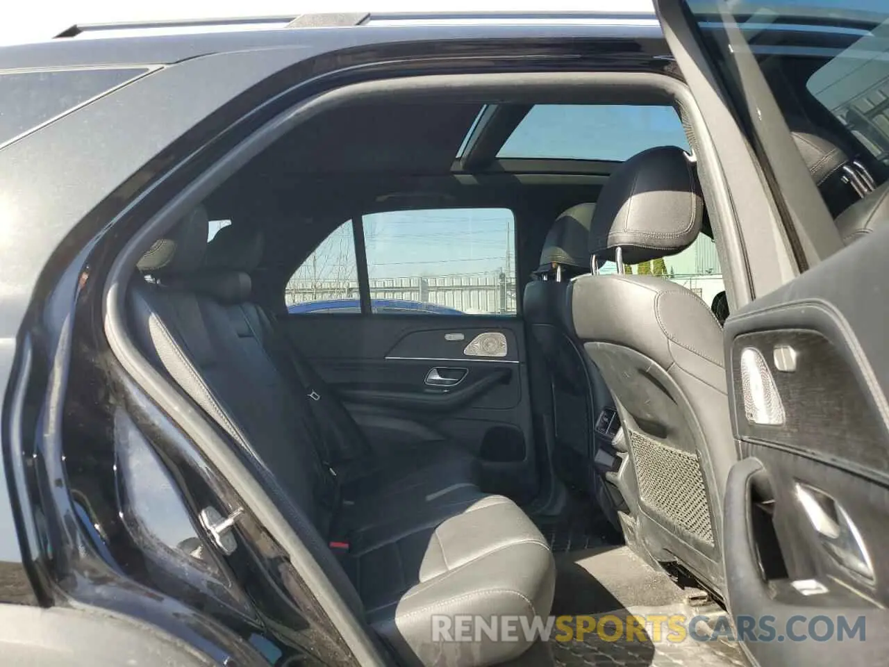 11 Photograph of a damaged car 4JGFB4KBXLA061408 MERCEDES-BENZ GLE-CLASS 2020
