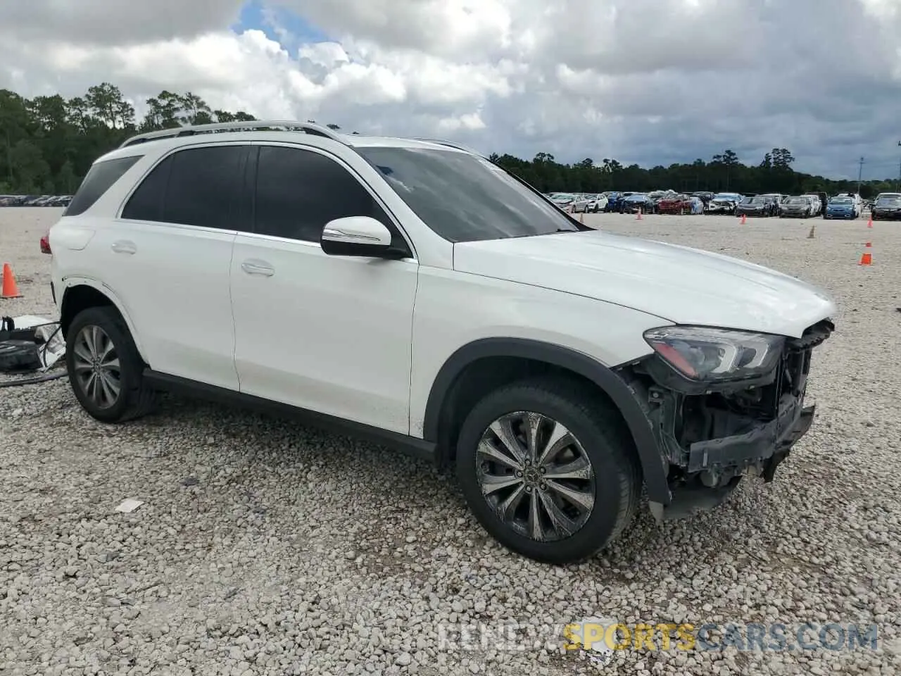 4 Photograph of a damaged car 4JGFB4KBXLA082761 MERCEDES-BENZ GLE-CLASS 2020