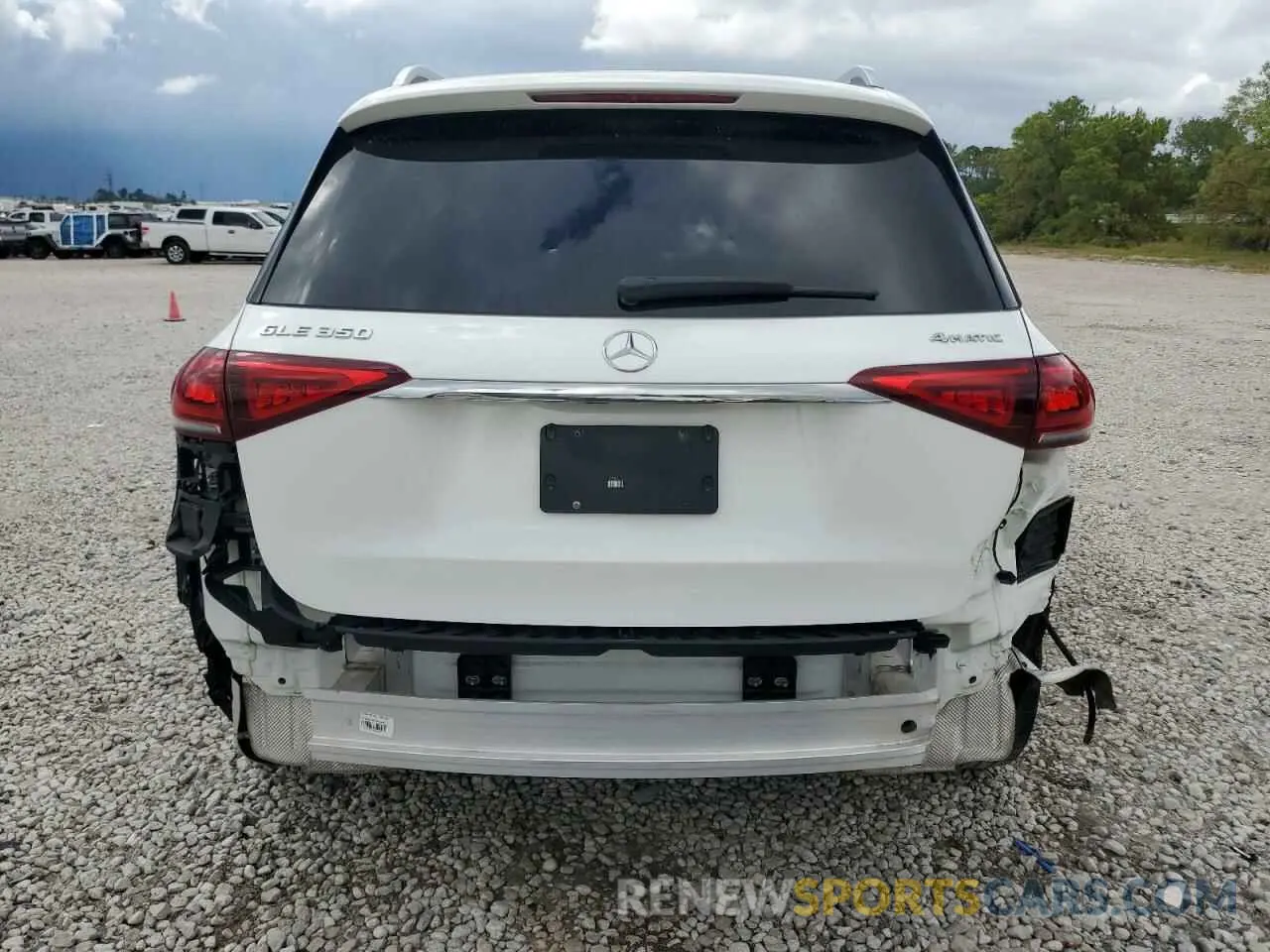 6 Photograph of a damaged car 4JGFB4KBXLA082761 MERCEDES-BENZ GLE-CLASS 2020