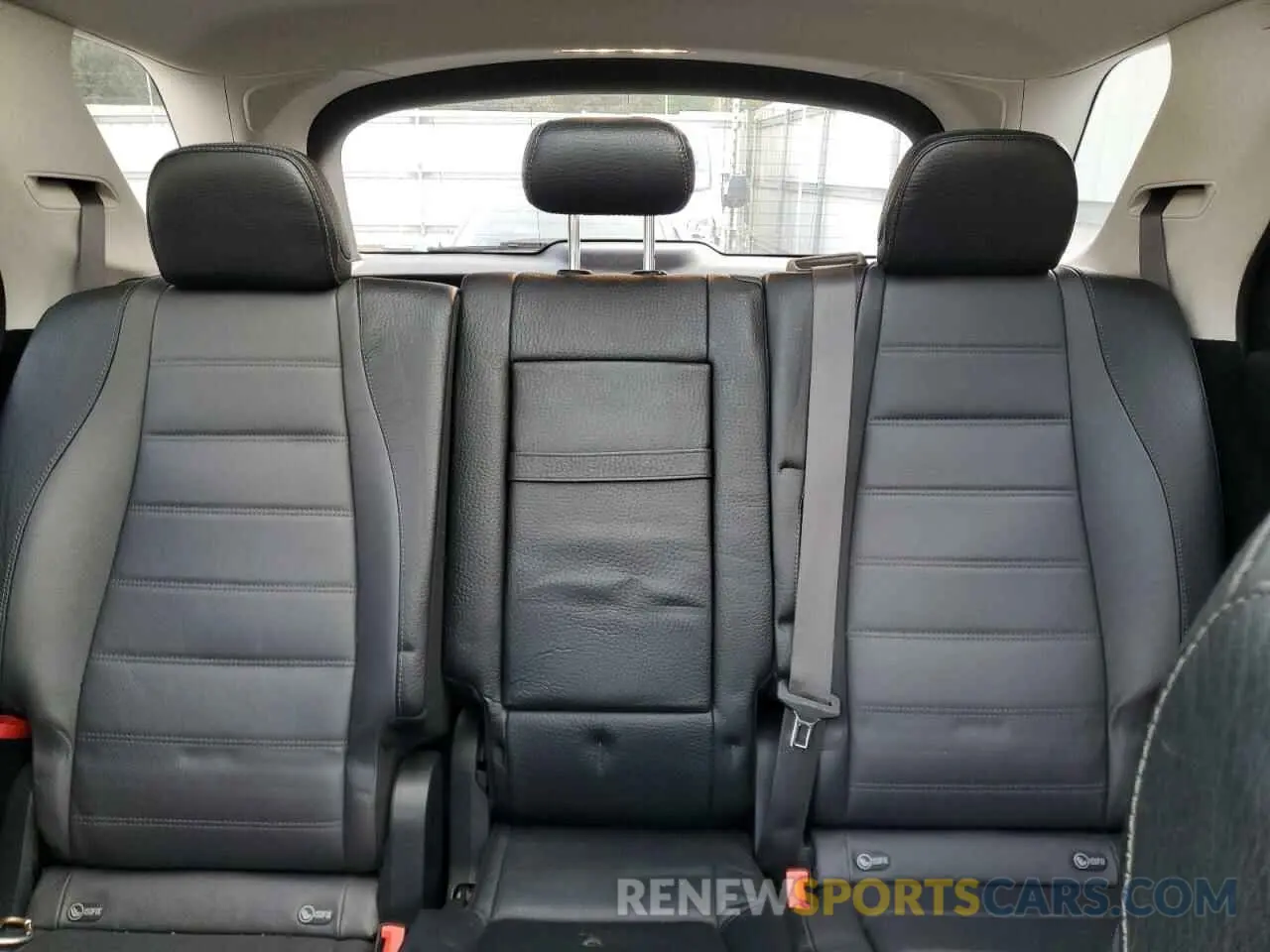 10 Photograph of a damaged car 4JGFB4KE0LA011336 MERCEDES-BENZ GLE-CLASS 2020