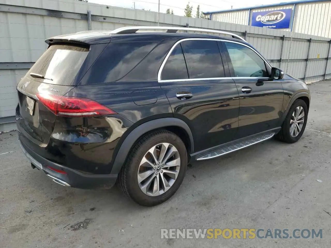 3 Photograph of a damaged car 4JGFB4KE0LA011336 MERCEDES-BENZ GLE-CLASS 2020