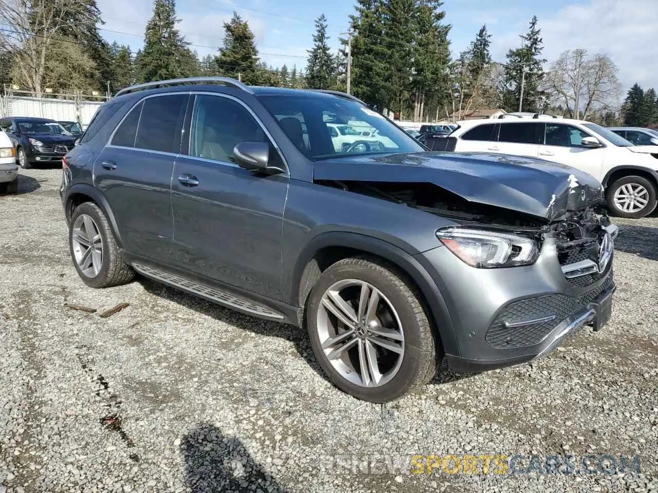 4 Photograph of a damaged car 4JGFB4KE1LA050064 MERCEDES-BENZ GLE-CLASS 2020
