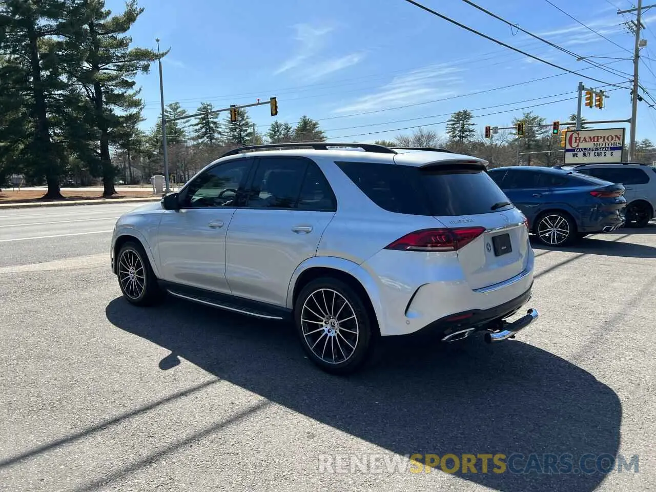 3 Photograph of a damaged car 4JGFB4KE1LA072596 MERCEDES-BENZ GLE-CLASS 2020