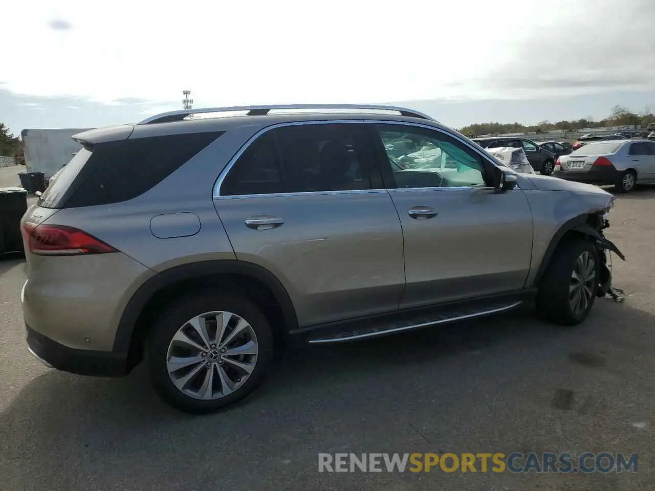 3 Photograph of a damaged car 4JGFB4KE1LA102440 MERCEDES-BENZ GLE-CLASS 2020