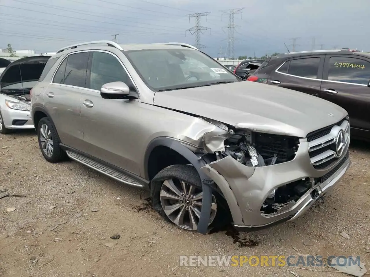 4 Photograph of a damaged car 4JGFB4KE2LA030003 MERCEDES-BENZ GLE-CLASS 2020