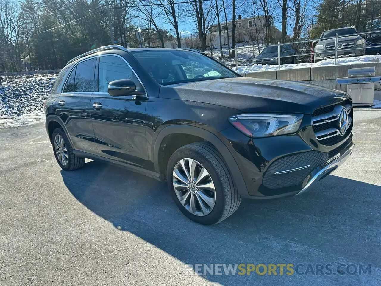 4 Photograph of a damaged car 4JGFB4KE2LA044354 MERCEDES-BENZ GLE-CLASS 2020