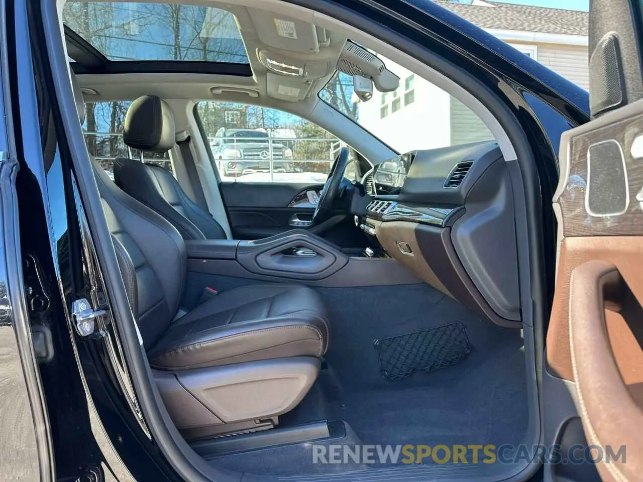 8 Photograph of a damaged car 4JGFB4KE2LA044354 MERCEDES-BENZ GLE-CLASS 2020