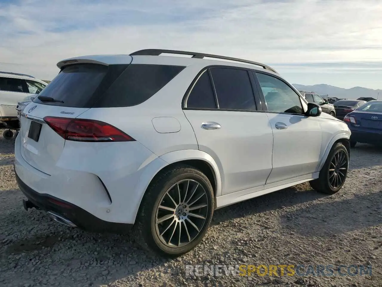 3 Photograph of a damaged car 4JGFB4KE3LA178998 MERCEDES-BENZ GLE-CLASS 2020