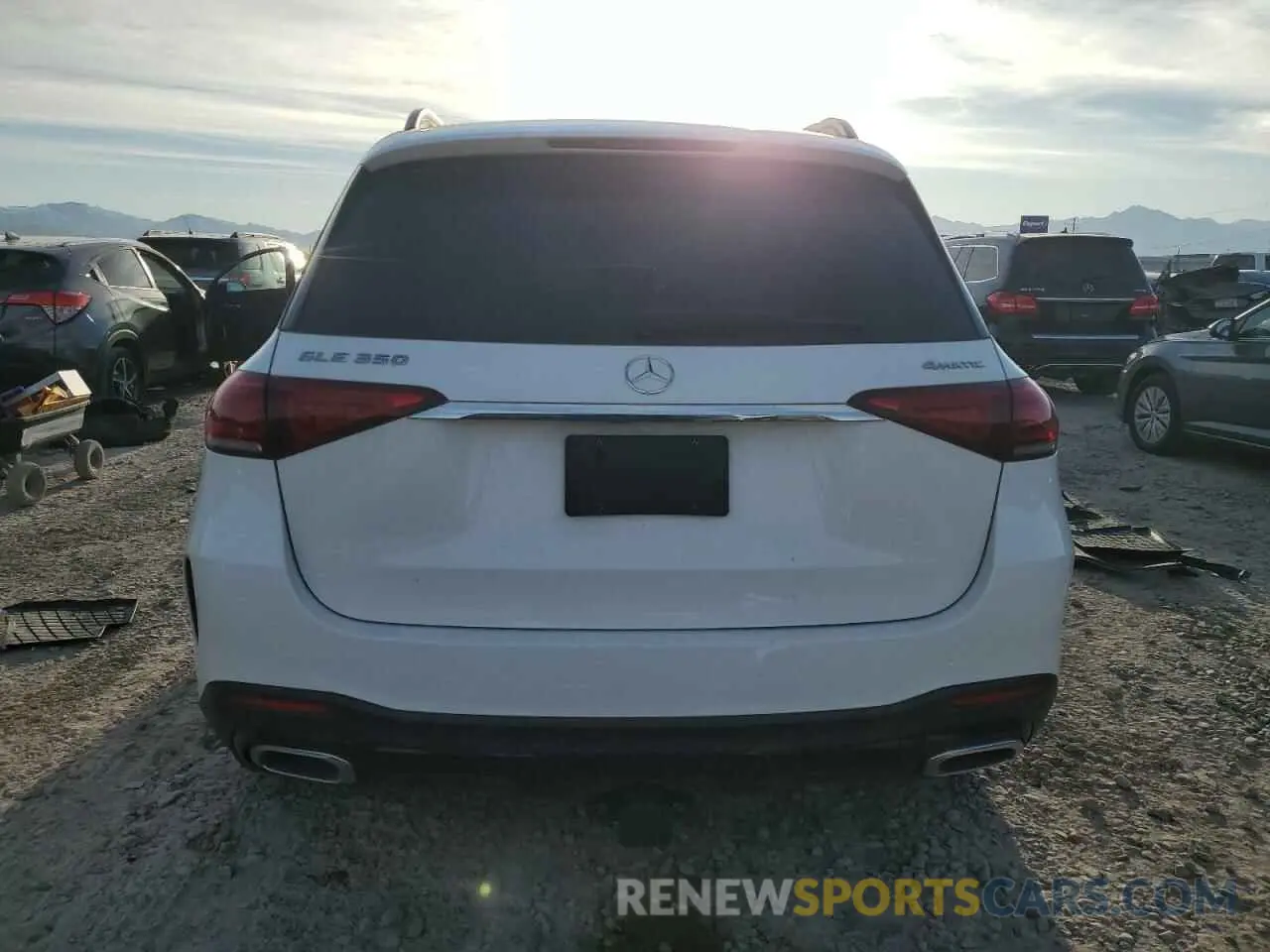 6 Photograph of a damaged car 4JGFB4KE3LA178998 MERCEDES-BENZ GLE-CLASS 2020